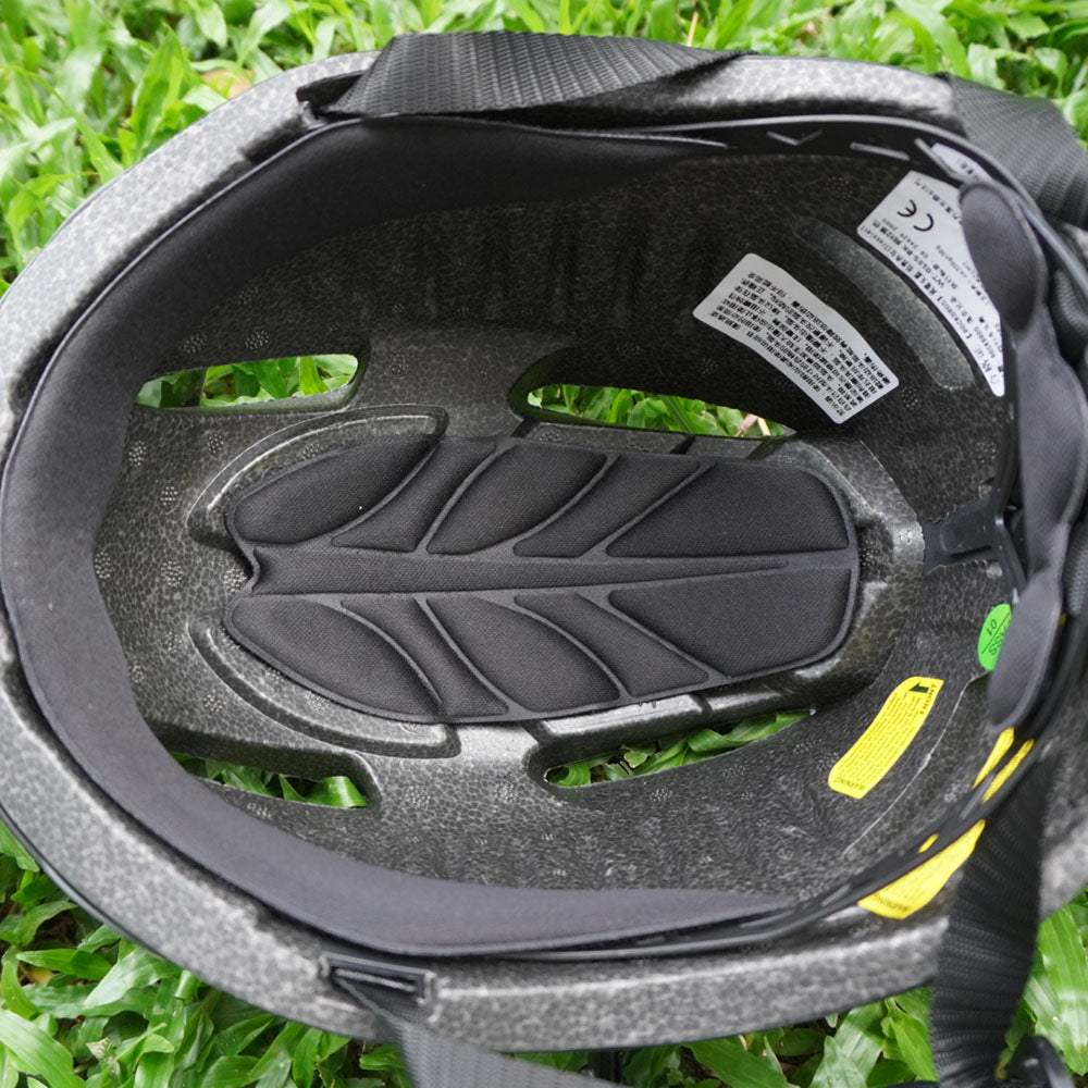 Vakole Integrally Molded Bicycle Helmet with Magnetic Goggles